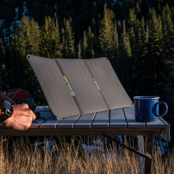 Saules lādētājs NOMAD 20