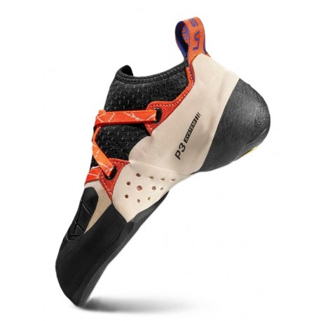 SOLUTION Woman climbing shoes