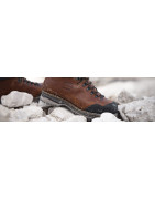 TREKKING BOOTS